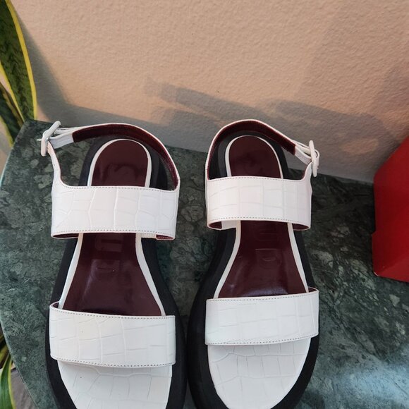 STAUD Nicky White leather sandals US 7 - Picture 2 of 11